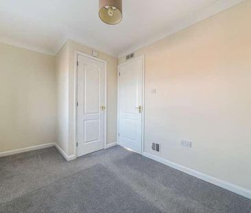 Coleridge Close, Twyford, RG10 - Photo 2