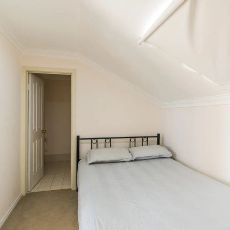 Modern Family Living - Dalkeith Family Home - Photo 3