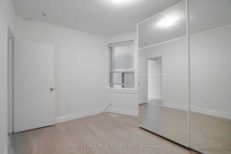 For Lease - 137 Earlscourt Avenue Unit# Main, Toronto, Ontario - Photo 4