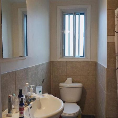 Grand et calme 4 ½ lumineux au 3e étage - AOÛT 2025 - Photo 3