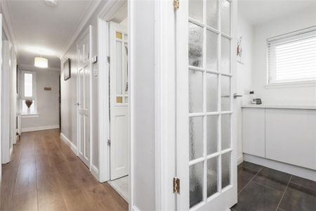 Kingsknowe Court, Edinburgh, EH14 2JT - Photo 4