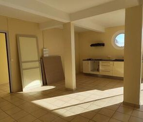 Location Appartement 2 pièces 52 m2 à Schœlcher - Photo 5