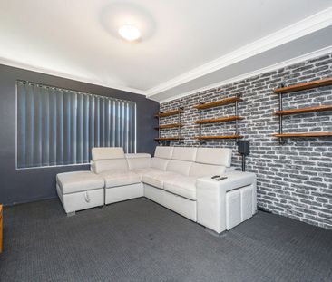 Perfectly Presented - Photo 2