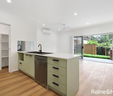 Tranquil Retreat in a Quiet Pocket at the Foothills of Mt Coot-tha - Photo 3