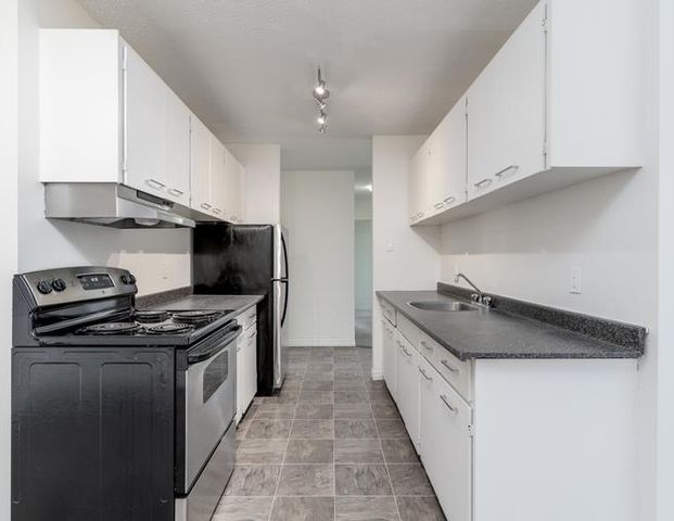 Monterey Pointe | 14503 77 St. NW, Edmonton - Photo 1