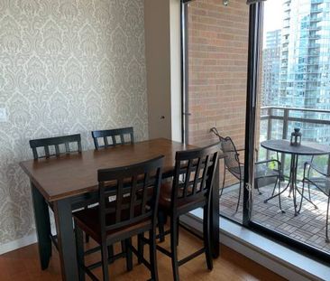 Downtown Unfurnished 2 Bedroom & Den in the luxurious L'Hermitage! - Photo 1