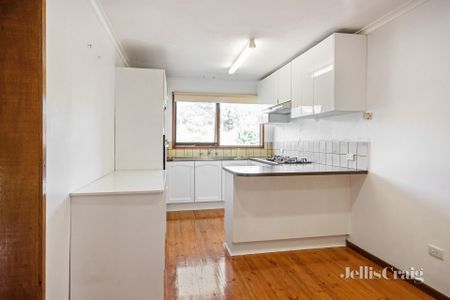 7 Yimbala Cres, Greensborough - Photo 3