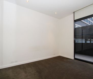 102/55 Queen Road, Melbourne VIC 3004 - Apartment For Rent | Domain - Photo 3
