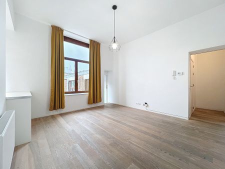 Appartement - à louer - Photo 2