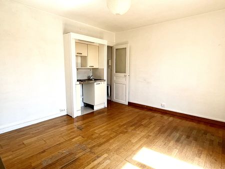 RUE DAUTANCOURT - STUDIO - 23m² - Photo 4