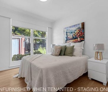 🏡 Recently Renovated 3BR+Garage Pakuranga 🌿 - Photo 5