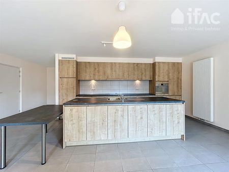 Appartement te huur - Foto 2