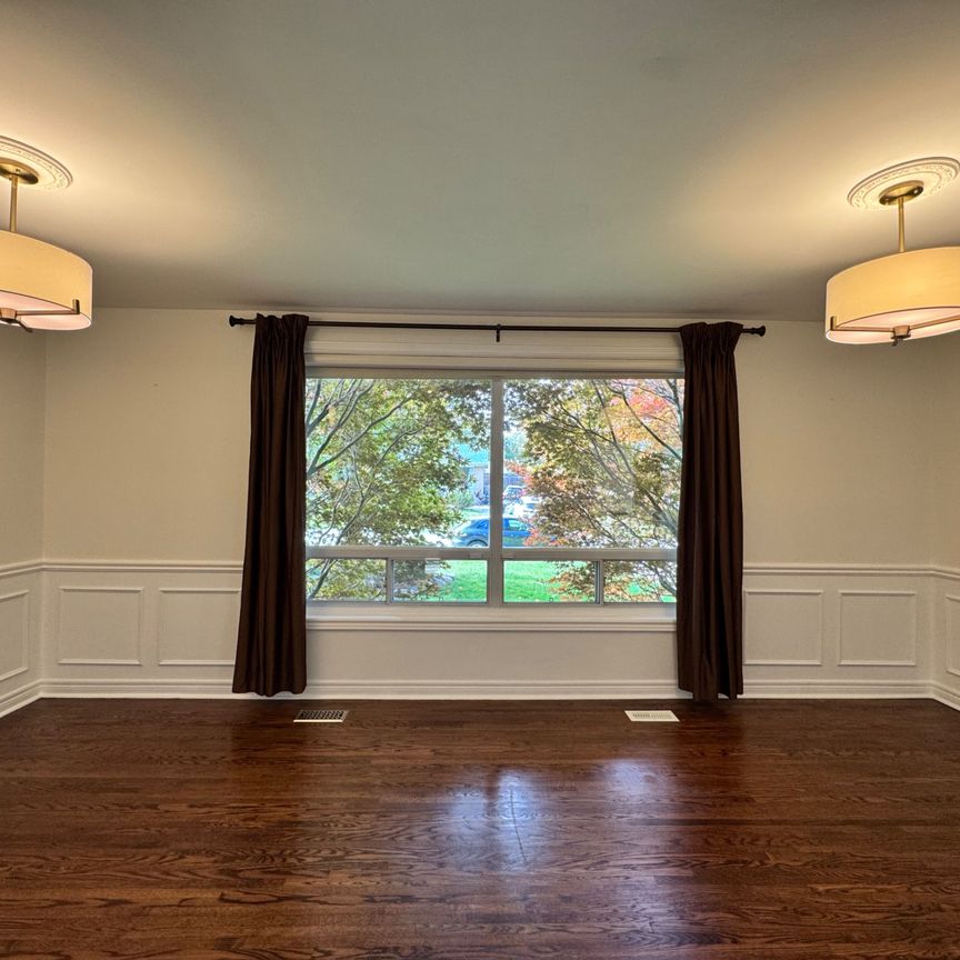 For Lease - 36 Johnson Road, Aurora, Ontario - Photo 1