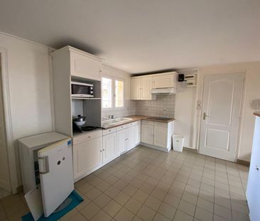 Location Appartement 3 pièces 70m² BORDEAUX 33800 - Photo 2