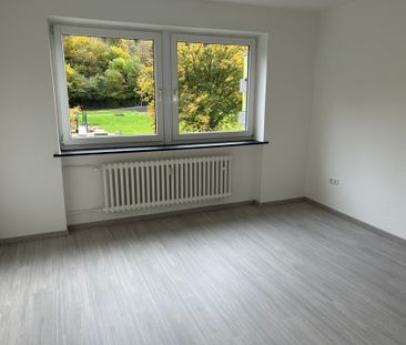 frisch sanierte 3-Zimmer Wohnung im 3. Obergeschoss - Photo 3