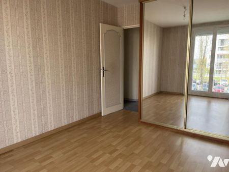 Appartement de type T4 en très bon état général - Photo 3