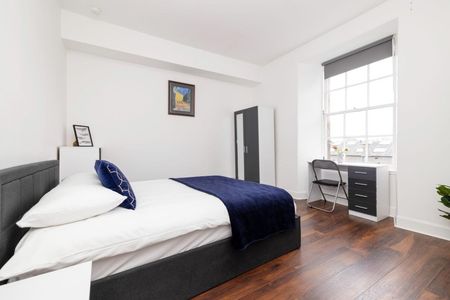 2 Bed Flat, Drummond Street, EH8 - Photo 2