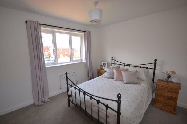 4 bedroom detached house to rent - Photo 1
