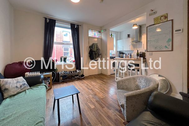 3 Bedroom Mid Terraced House for rent in Thornville Terrace - Photo 1