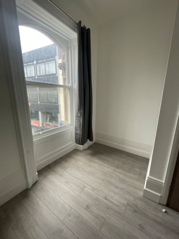 Market Walk, Huddersfield, HD1 - Photo 5