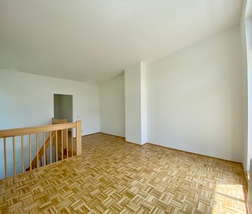 2-ETAGEN-WOHNUNG - Maisonette- MIT LOGGIA und STELLPLATZ! - Photo 1