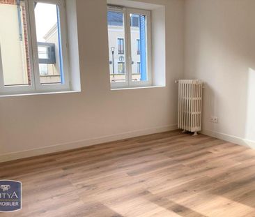 Location Appartement 4 pièces 82m² MONTMIRAIL 51210 - Photo 1