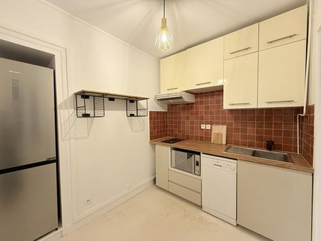 Appartement T2 Paris 18 à louer - Photo 3