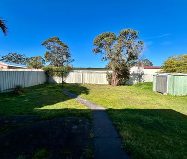 3 Bedroom / 1 Bathroom / Great Coastal Property - Photo 3