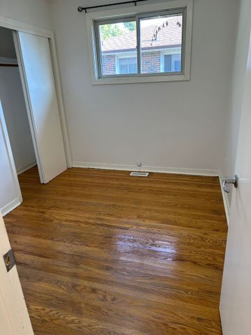 For Lease - 260 Linden Street, Oshawa, Ontario - Photo 2