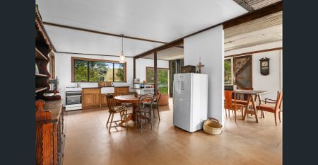 Riverbend – Three Bedroom Off Grid Home - Photo 5