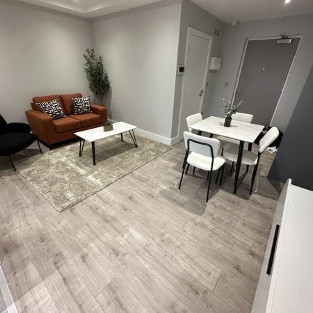 The Vera Mitchell Building, Leicester, LE2 - Photo 1