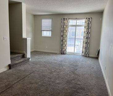 81 Sherwood Row Northwest, Calgary - Photo 3