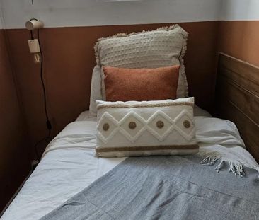 Carrer de Balmes, Barcelona, Catalonia 08007 - Photo 3