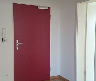 DI – schöne 2-Zimmer-Wohnung mit Balkon im grünen Fahrland - Photo 1