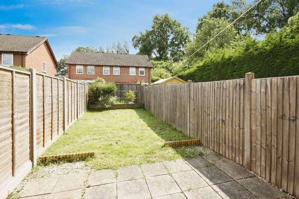 Droitwich Close, Bracknell, RG12 - Photo 1