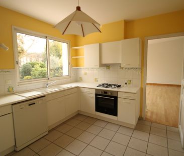 Location Maison 5 pièces 131m² NANTES 44000 - Photo 5