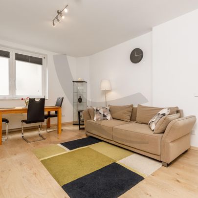 Berlin Living - Photo 1