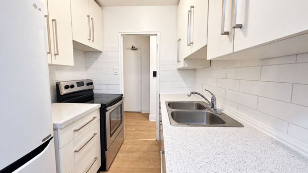 For Lease - 1243 Broadview Avenue Unit# 110, Toronto, Ontario - Photo 1