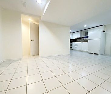 For Lease - 92 Holwood Avenue Unit# Lower, Toronto, Ontario - Photo 1