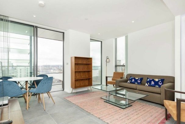 Dollar Bay Place, Dollar Bay Place, E14 - Photo 1