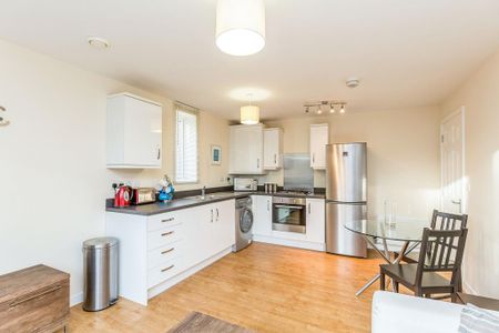 2 bedroom apartment to rent - Photo 5