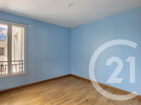 Location Appartement 3 pièces 62m² CHATEAUROUX 36000 - Photo 3