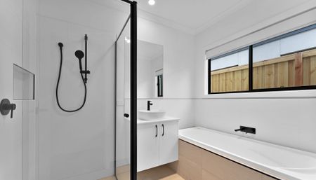 Family Home for Lease – Modern Comfort & Style – Low Maintenance - Photo 5