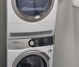 Moderne 4.5-Zimmer-Wohnung mit idyllischem Sitzplatz zu vermieten - Foto 3