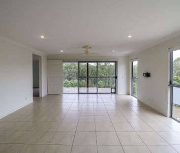 STUNNING HOME WITH ENTERTAINER'S DECK! - Photo 1