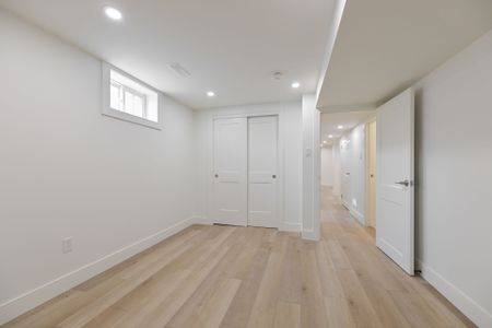 For Lease - 8 Mcnally Street, Halton Hills, Ontario - Photo 5