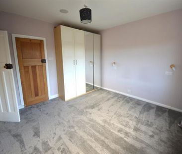 3 Bedroom Semi Detached To Let - Photo 5