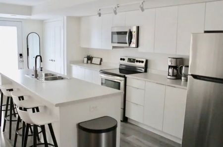 For Lease - 3078 Sixth Line Unit# 112, Oakville, Ontario - Photo 4