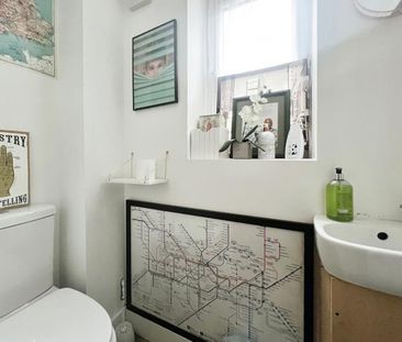 3 bedroom end of terrace house to rent - Photo 5