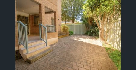 Freshly Upgraded 2-Bedroom Apartment in Prime Penshurst Location - Photo 5